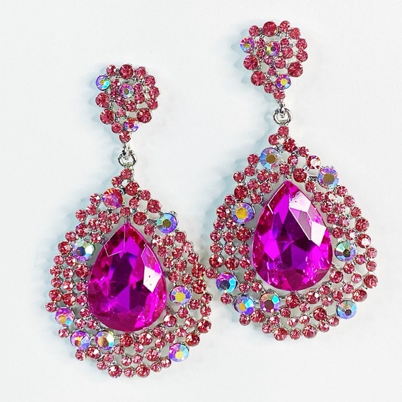 FINAL MARKDOWN   Pink Austrian Crystal Chandelier Pageant Earrings - Picture 3 of 6